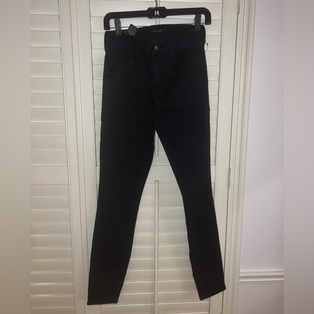 ❤️CLEARANCE❤️ Brand new never worn. Bluebird color